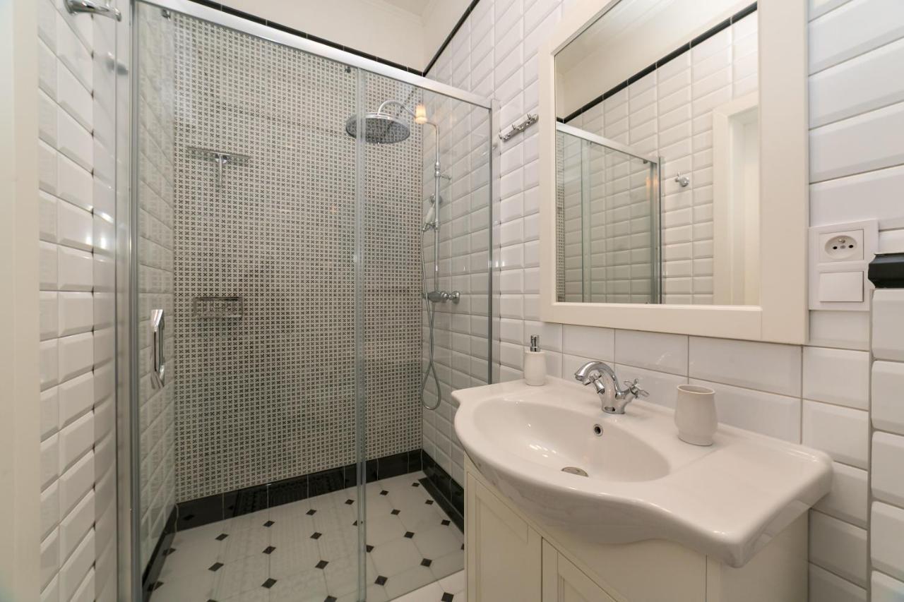 New Studio 3 - Self Check In, Parking Possible, Weekend Free Parking Bratislava Esterno foto