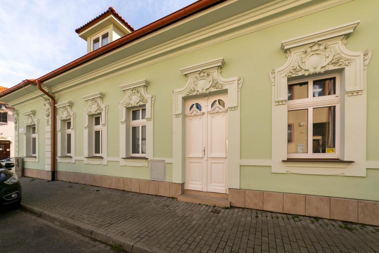 New Studio 3 - Self Check In, Parking Possible, Weekend Free Parking Bratislava Esterno foto